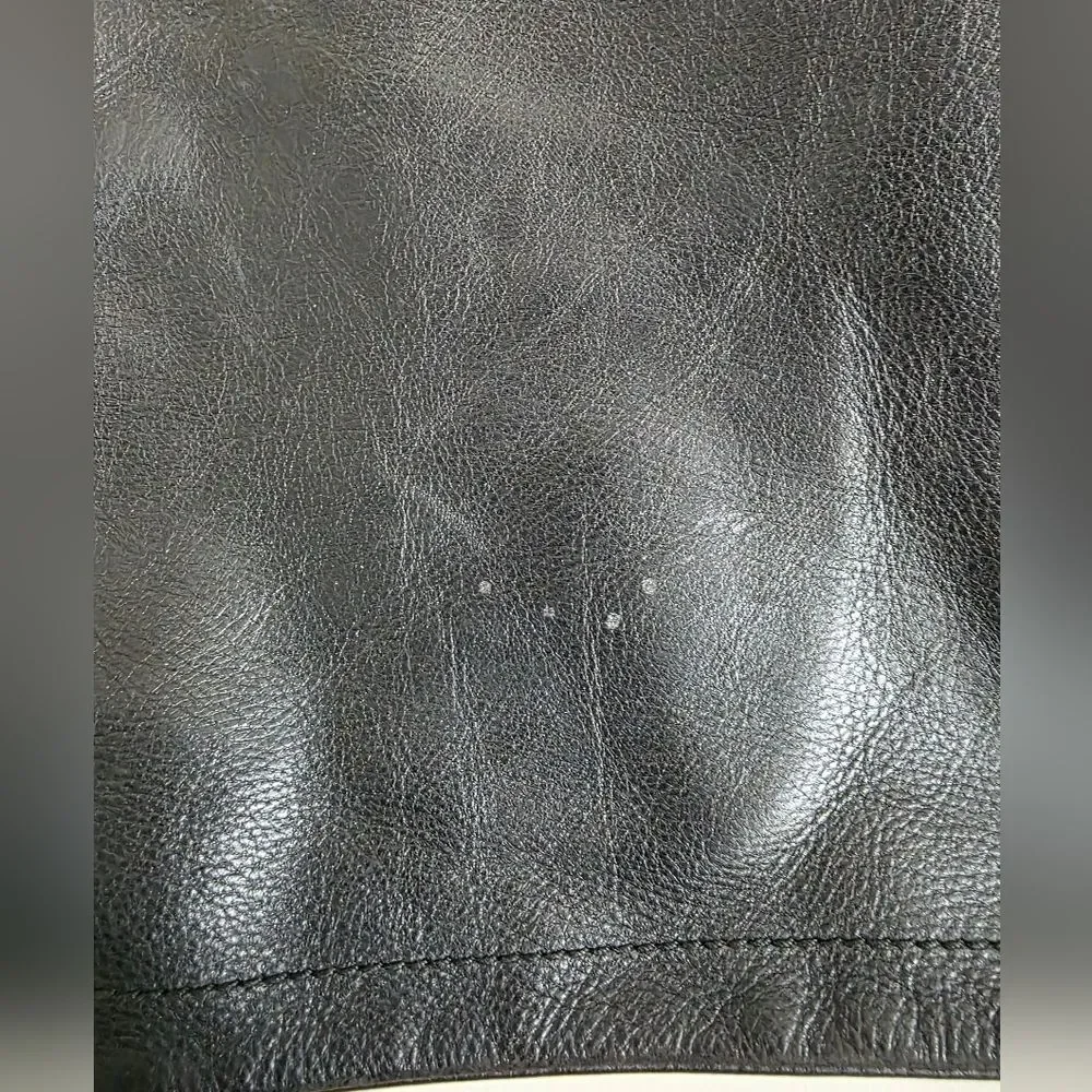 BALLY Bag Leather Black Gray Stripe Strap Flap Zip Cross Messenger Flaw 14x11x4